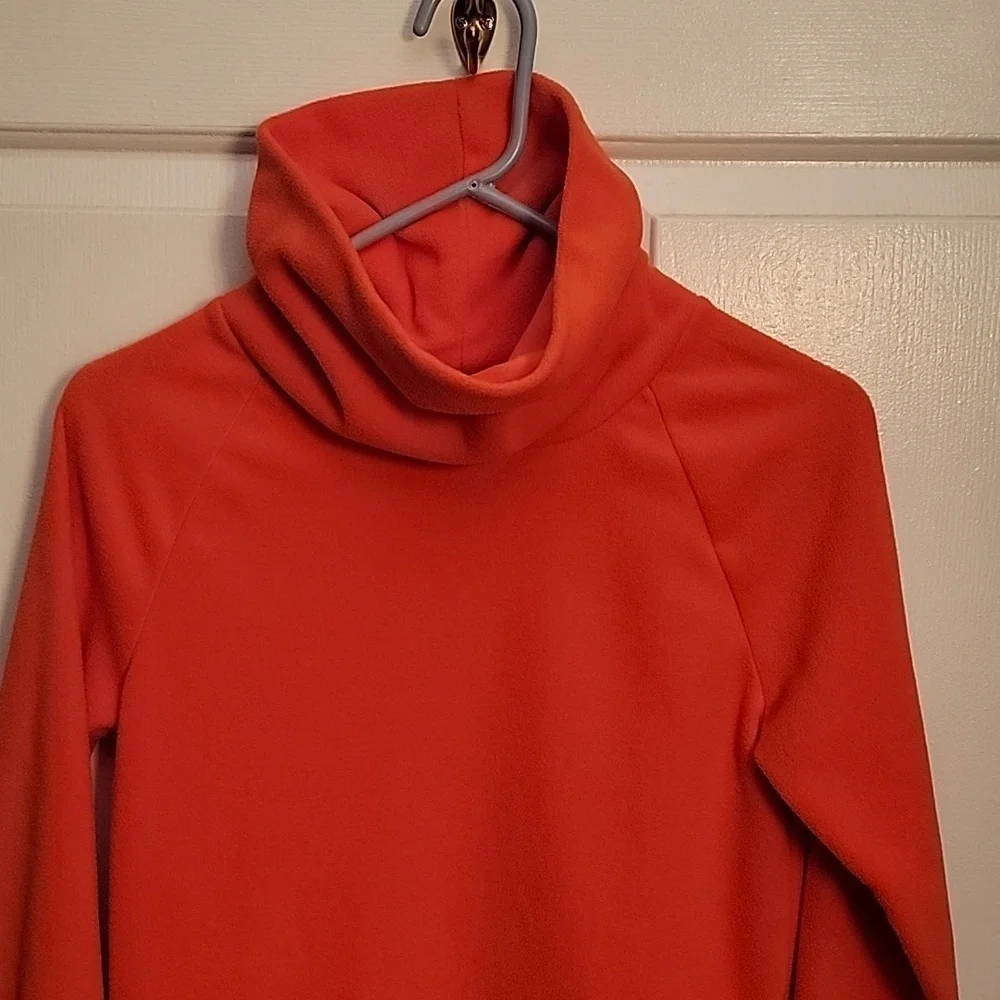 Old Navy girls coral colored, turtleneck sweatshirt. LG(10-12)